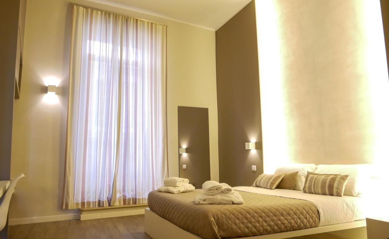 La Banchina Holiday Rooms Trani Exterior photo