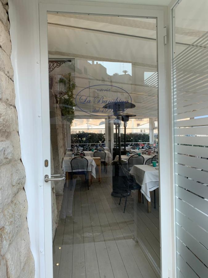 La Banchina Holiday Rooms Trani Exterior photo